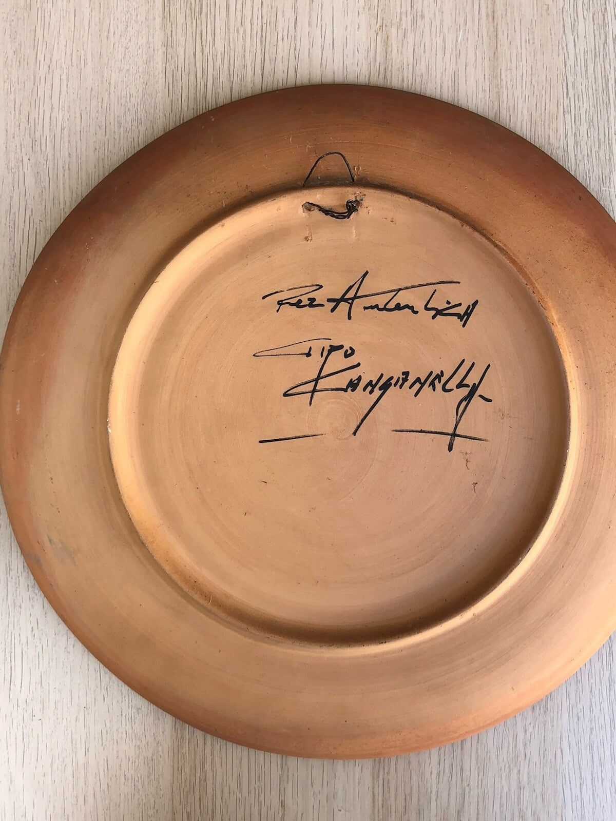 Piatto Vintage Dipinto A Olio su Terracotta