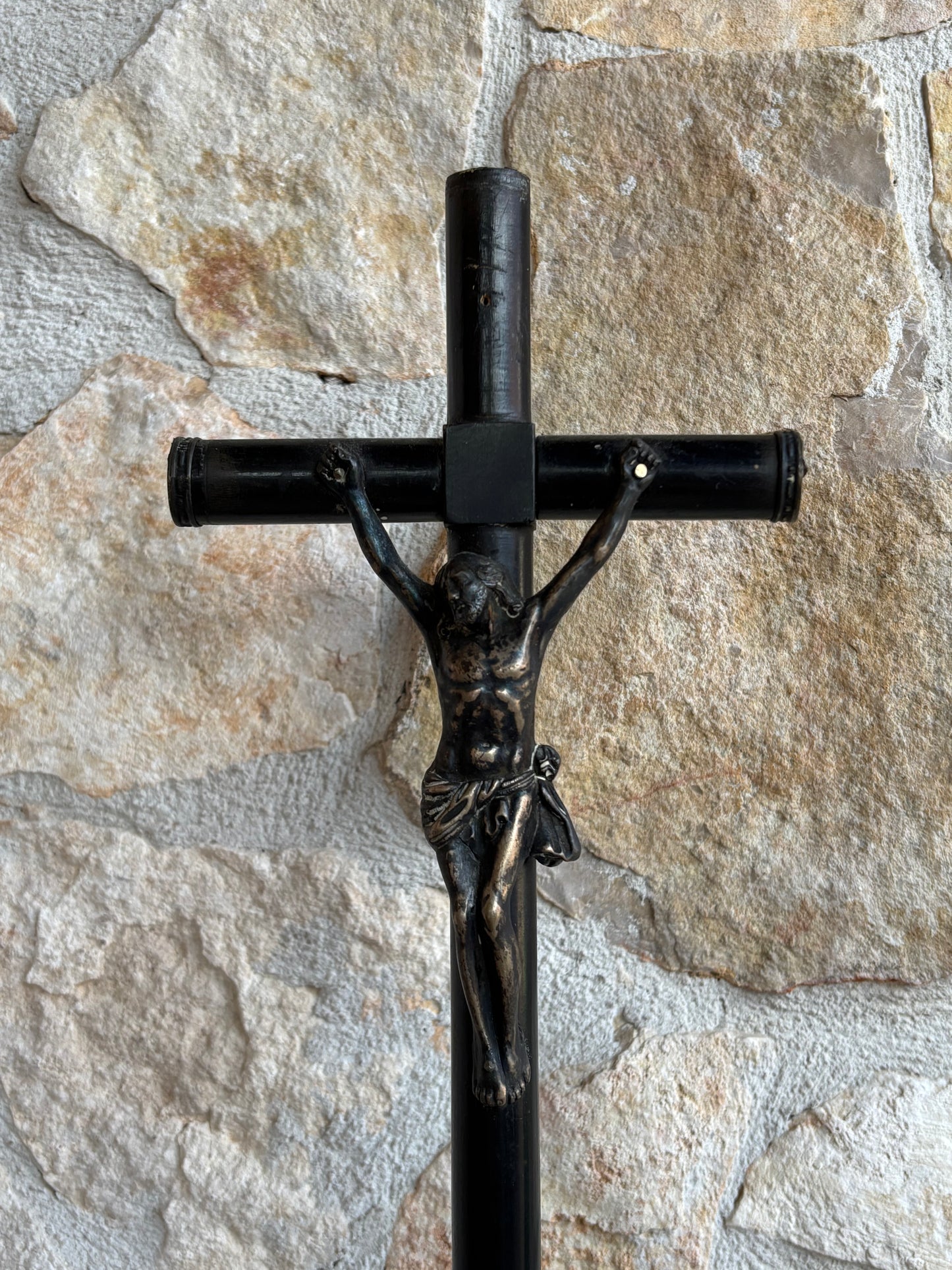 Crocifisso antico in legno