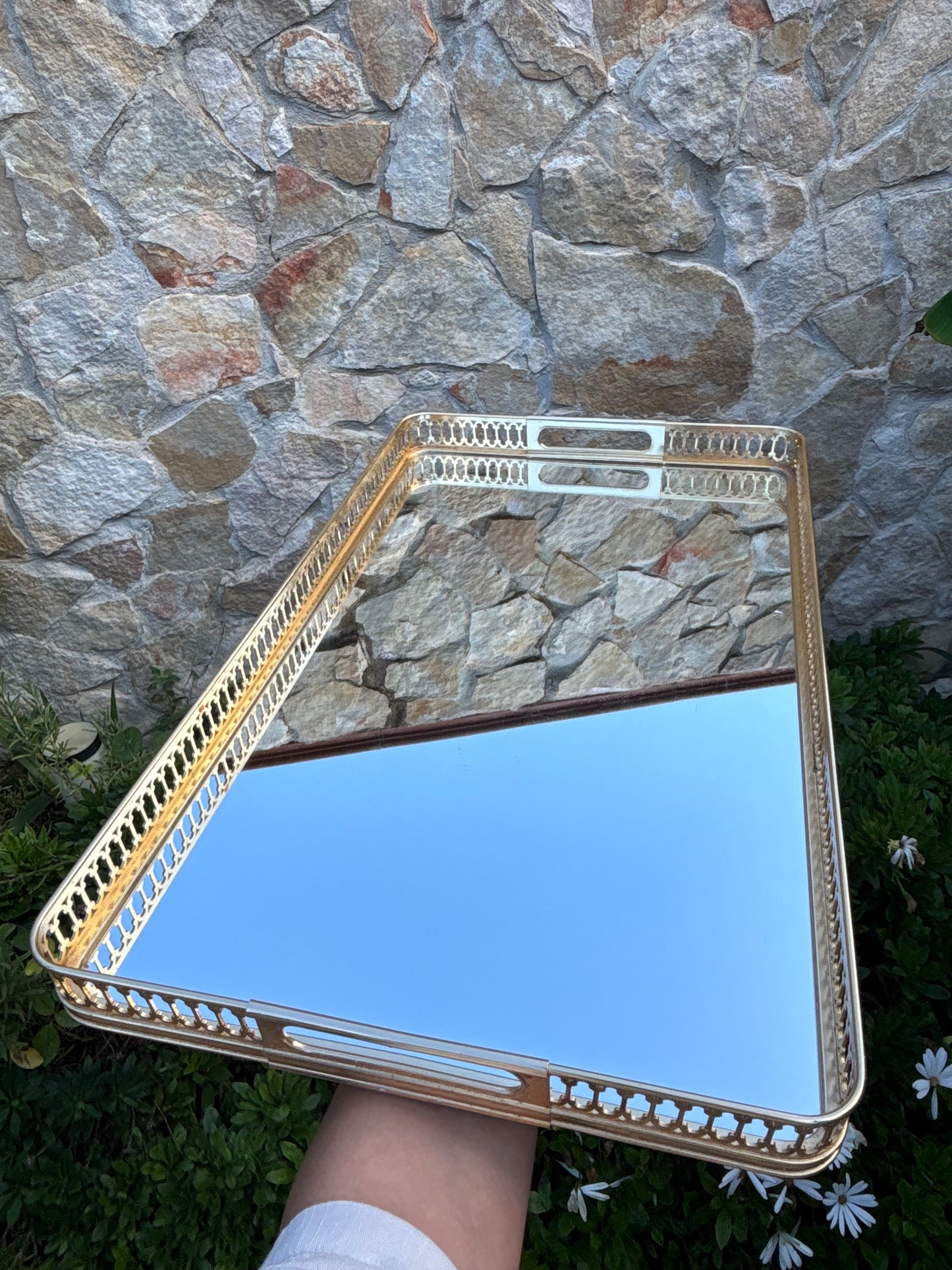 Vassoio vintage MB Made in Italy in metallo con specchio interno