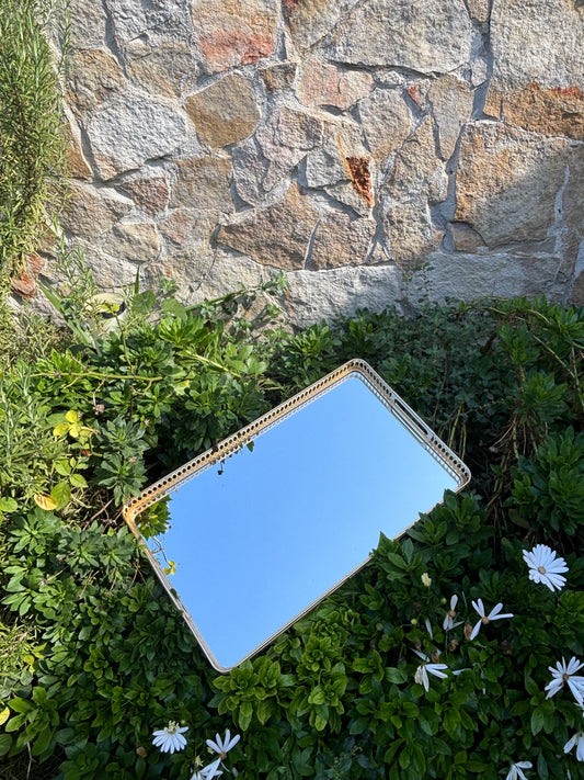 Vassoio vintage MB Made in Italy in metallo con specchio interno