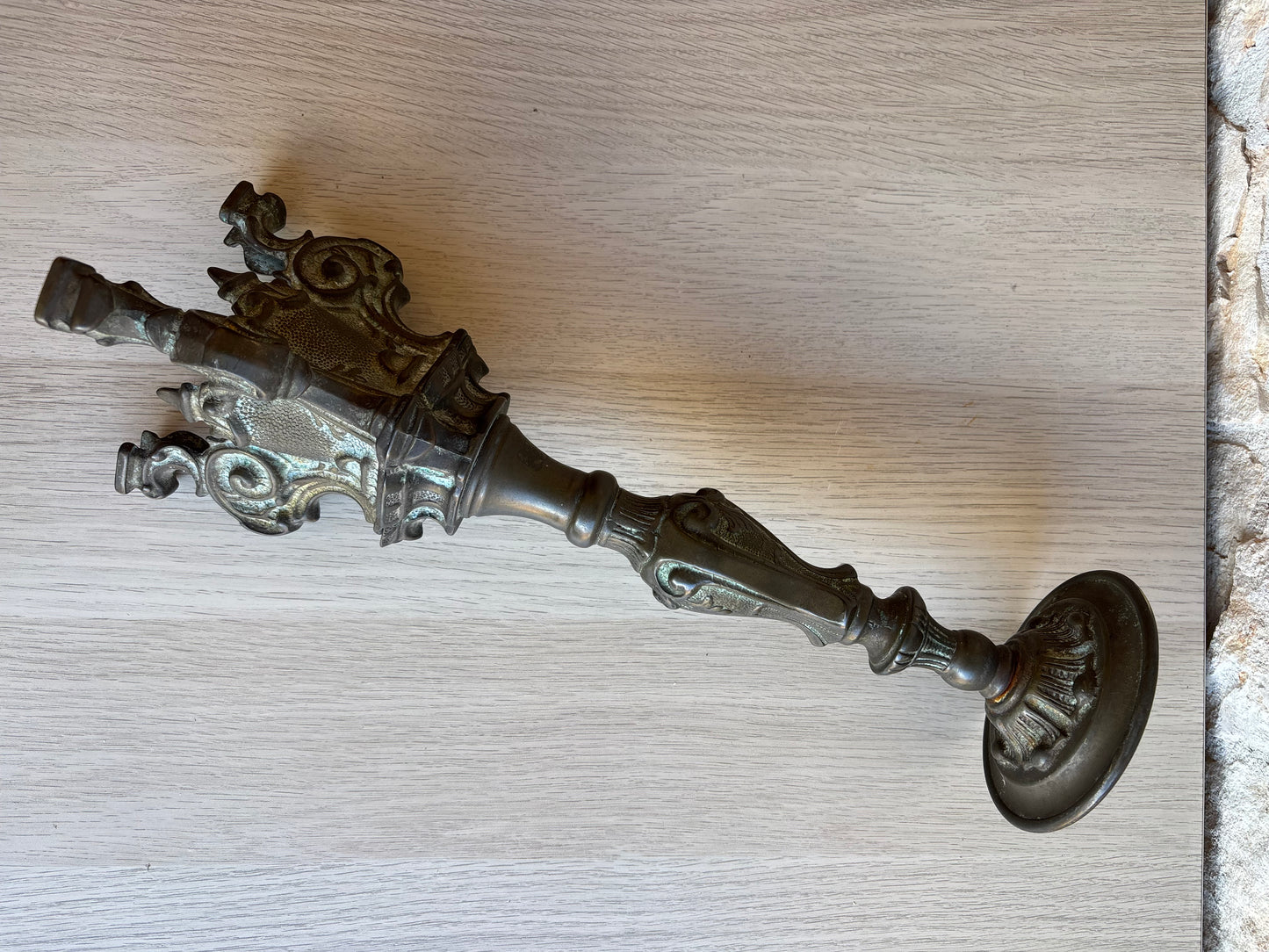 Candelabro vintage in bronzo