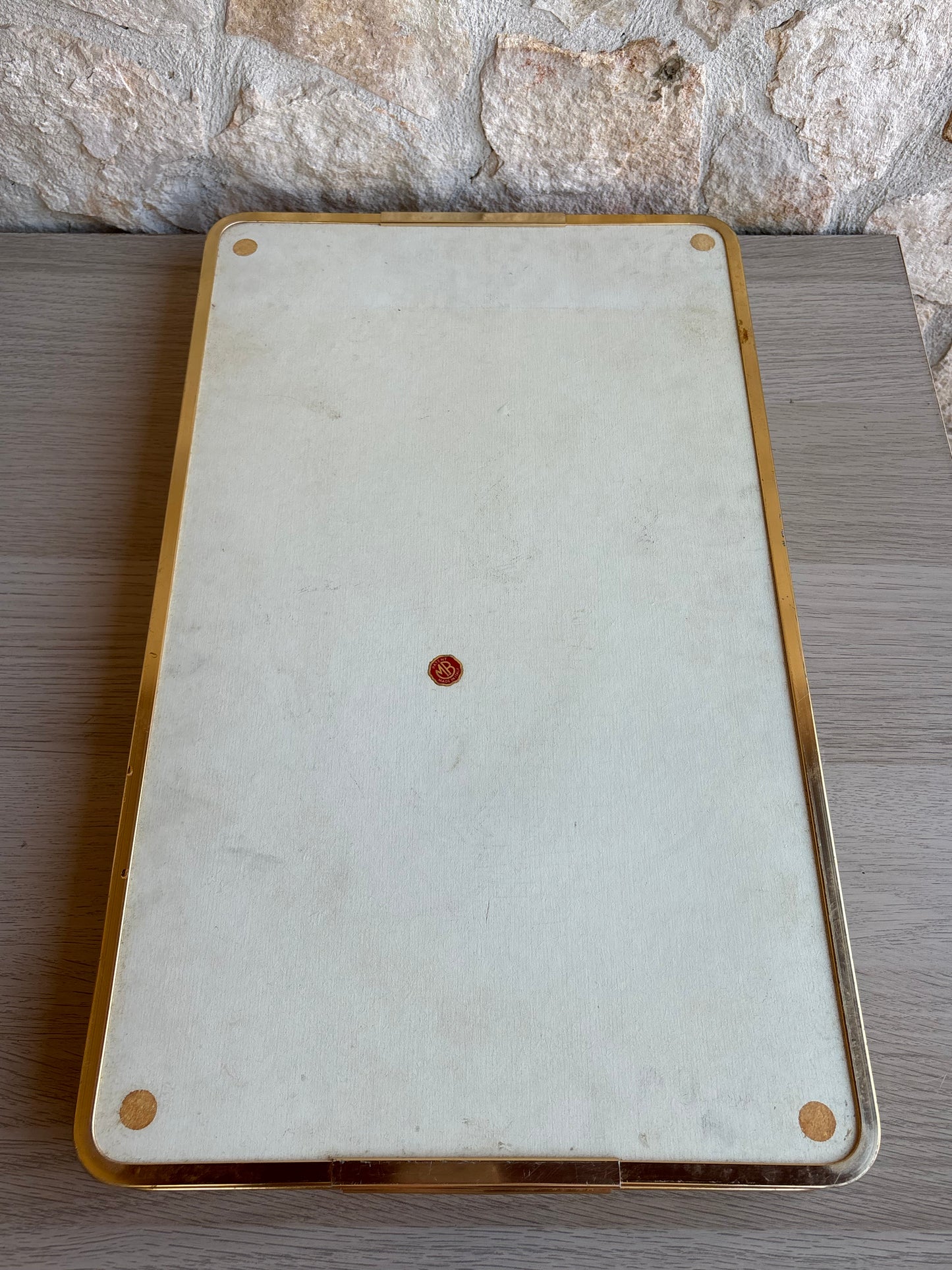 Vassoio vintage MB Made in Italy in metallo con specchio interno