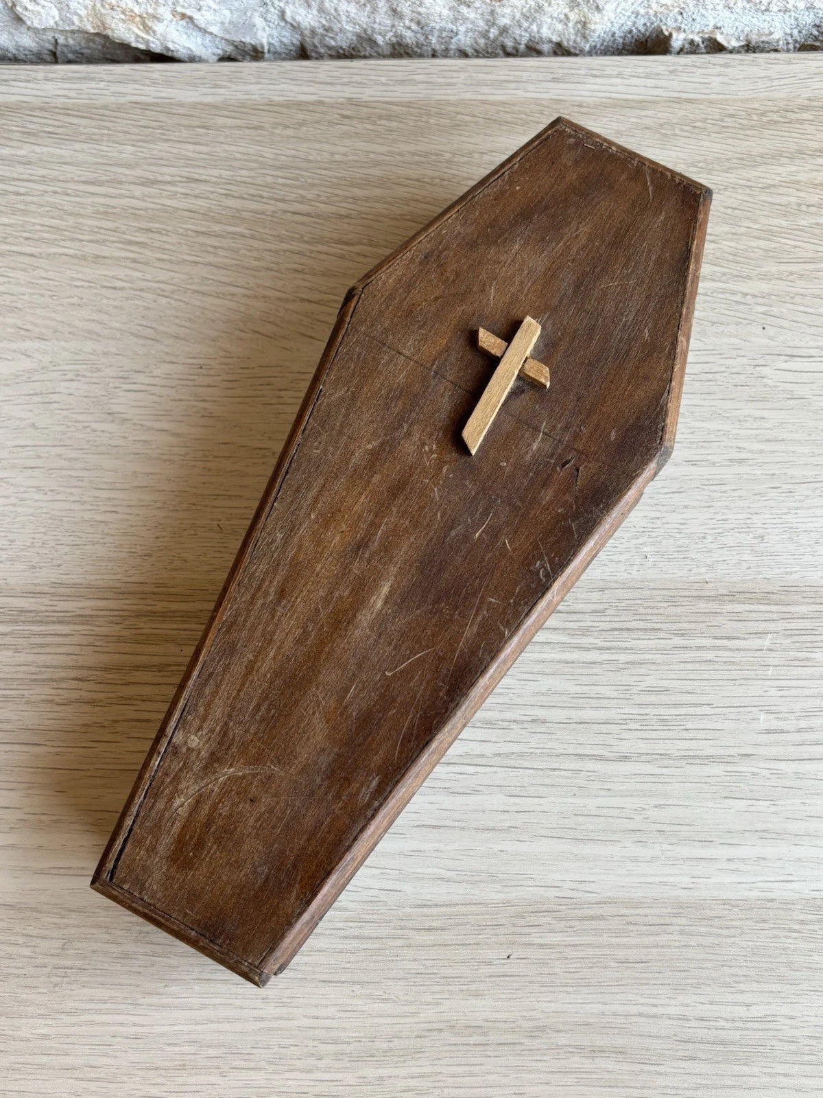 Scatola Portagioie Vintage A Forma Di Bara In Legno