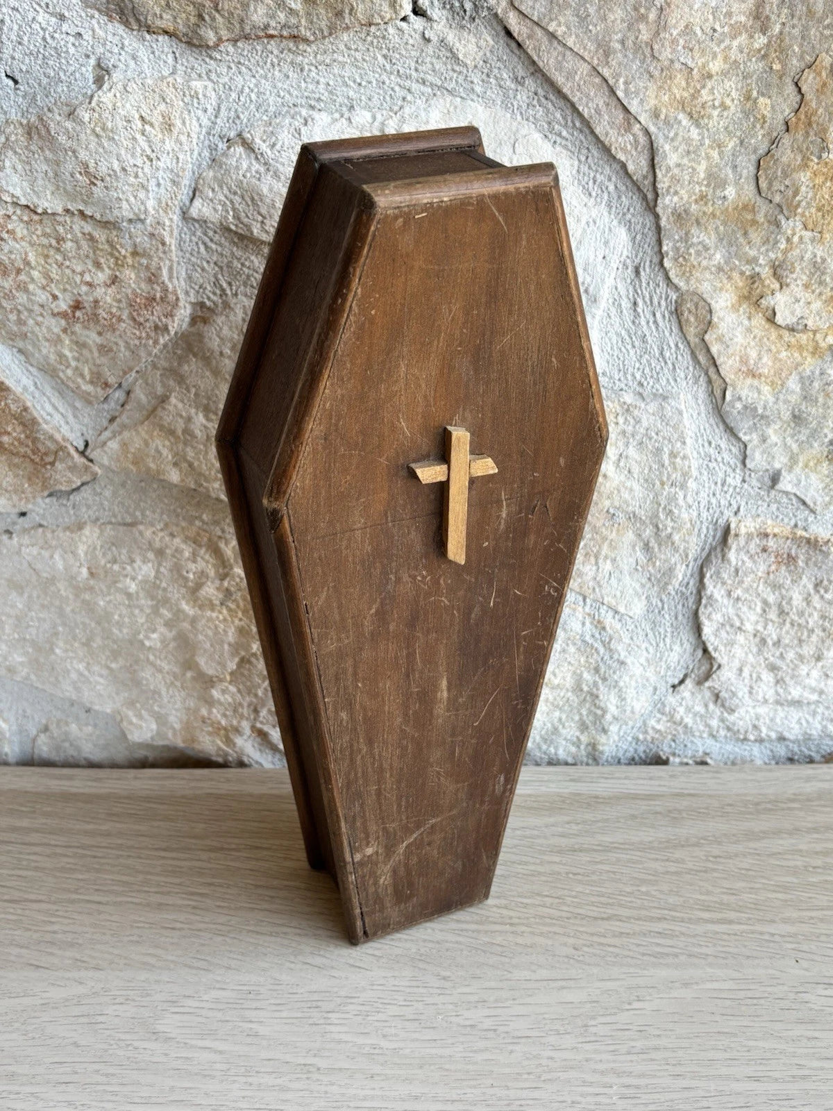 Scatola Portagioie Vintage A Forma Di Bara In Legno