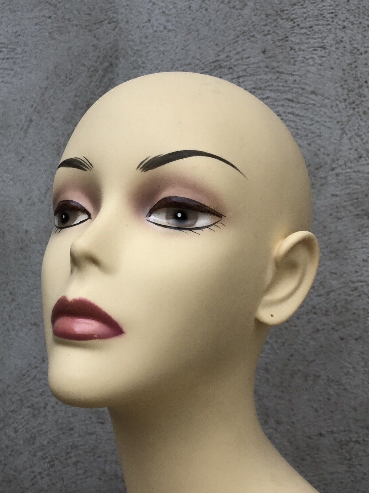 Busto femminile manichino decorativo in plastica anni 70/80