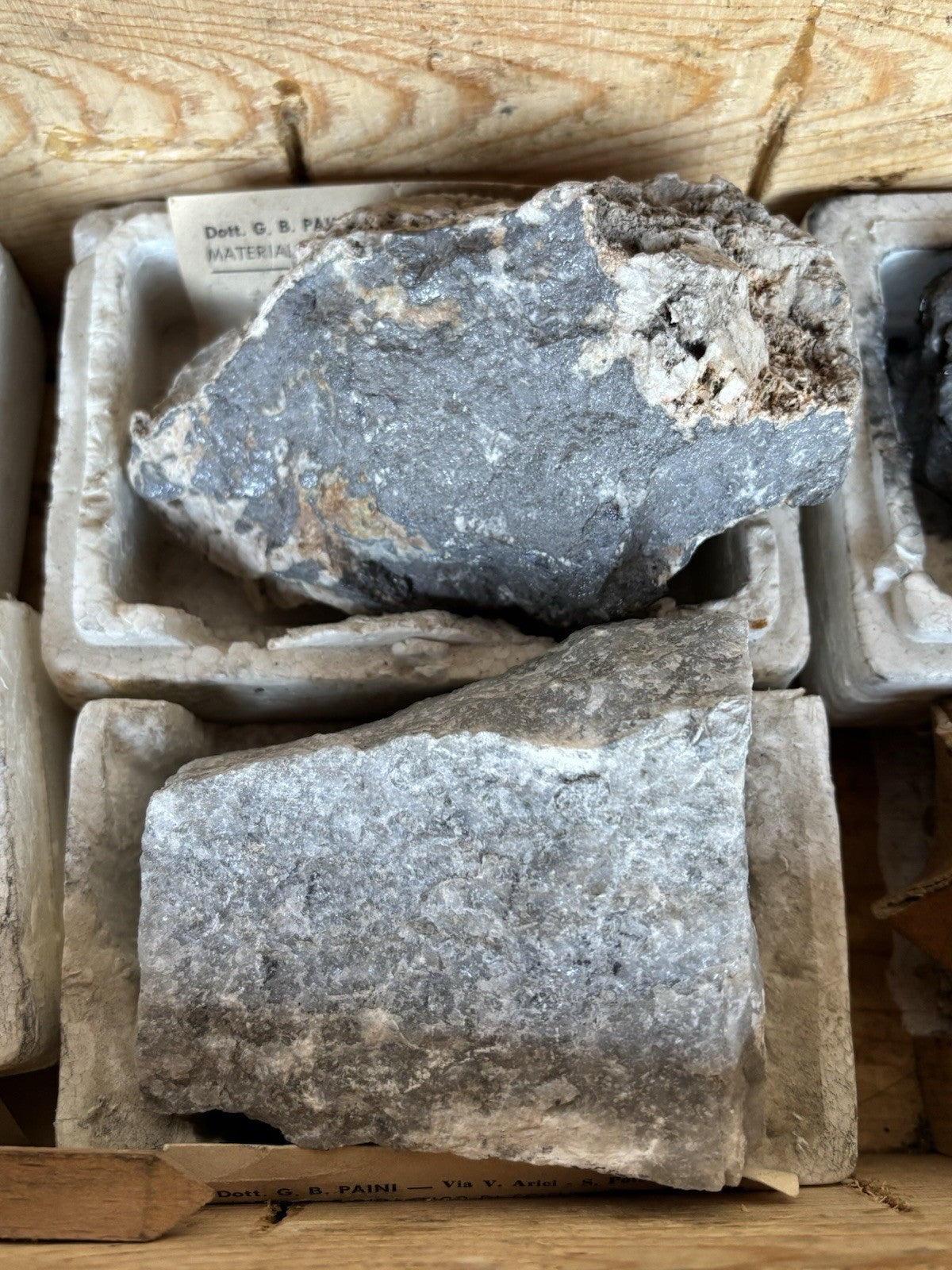 Rocce E Minerali Vintage Con Scatola In Legno Carlo Erba