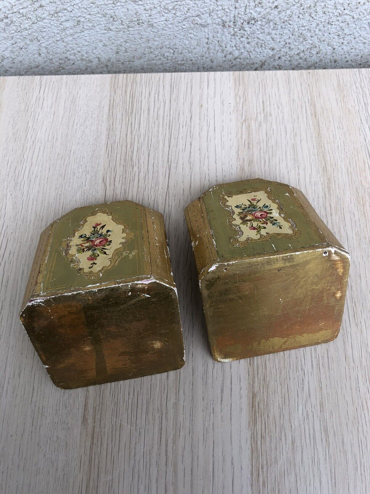 Coppia Di Fermalibri In Legno Stile Fiorentino