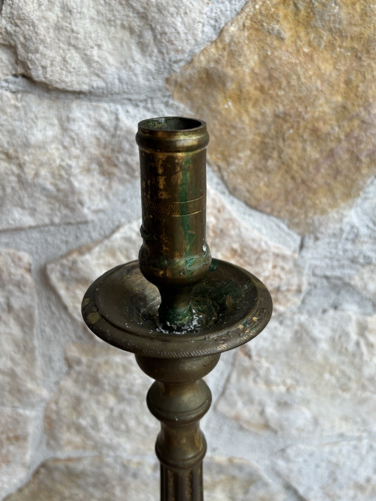 Coppia Di Candelabri Portacandele Vintage In Ottone