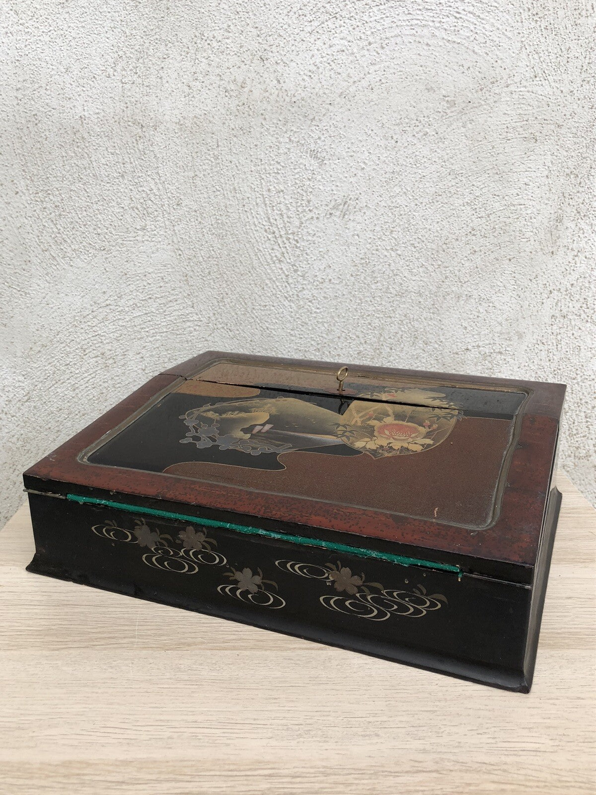 Scrittoio Cinese In Legno Laccato Vintage