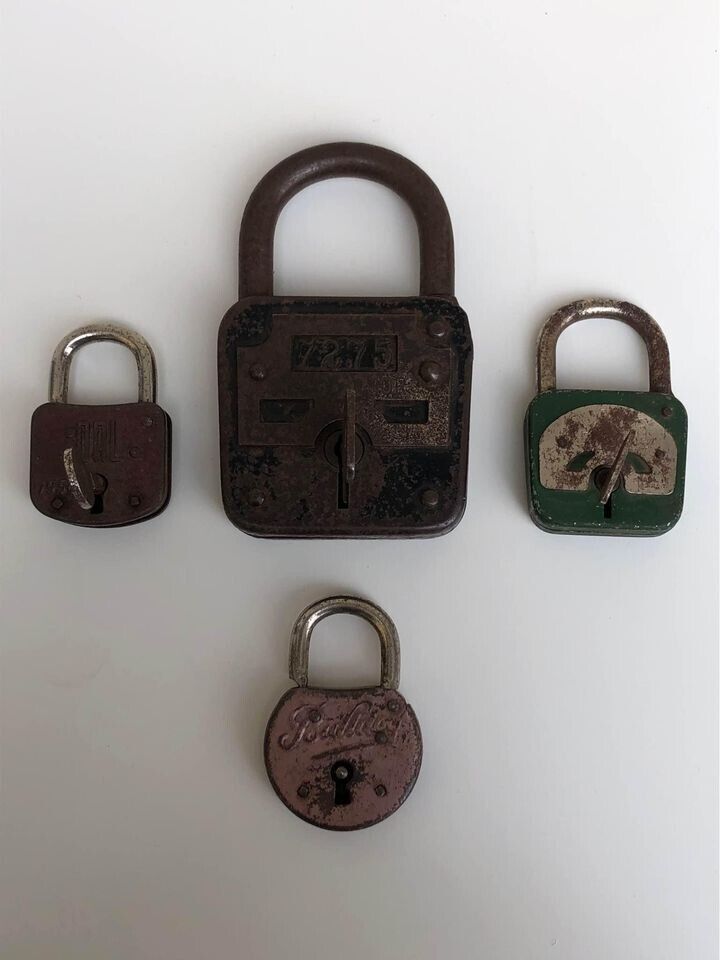 Antichi lucchetti in ferro