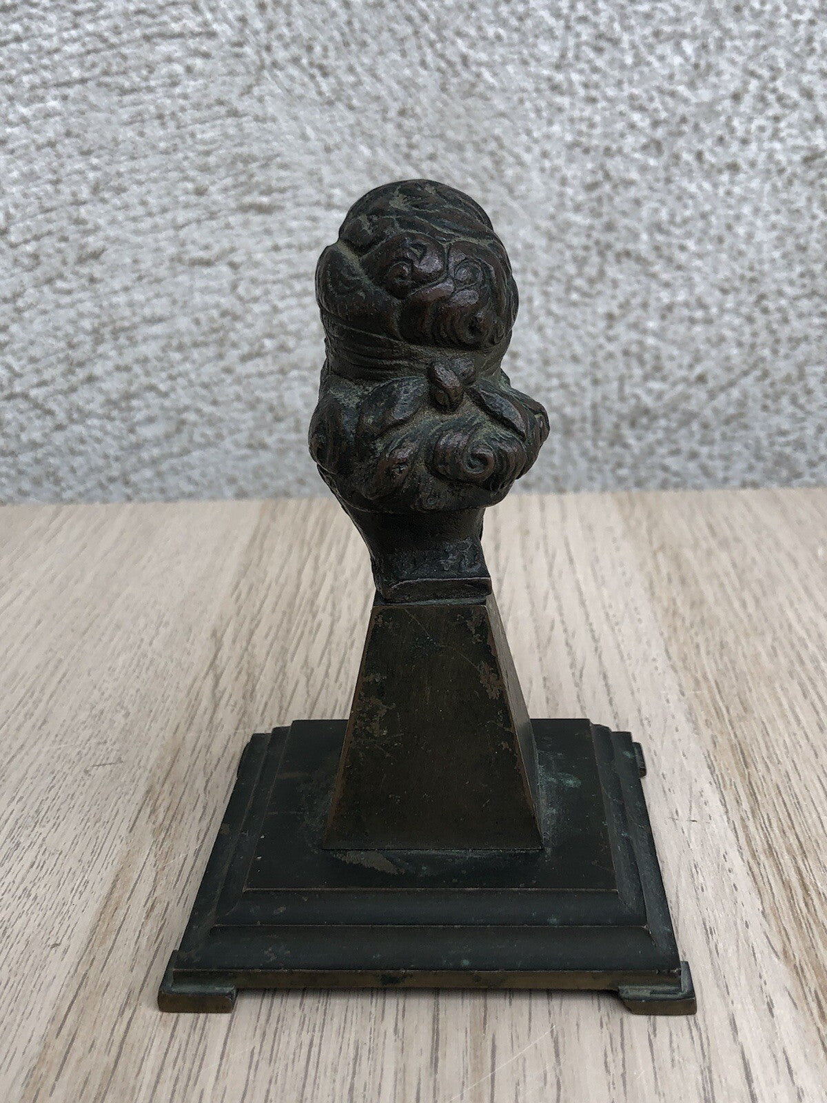 Scultura Vintage Dea Bendata In Bronzo
