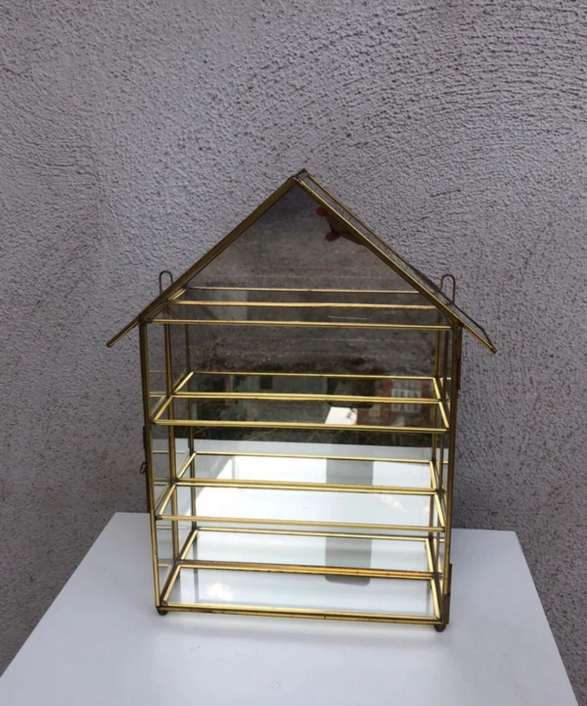 Vetrinetta portagioie vintage in vetro e metallo