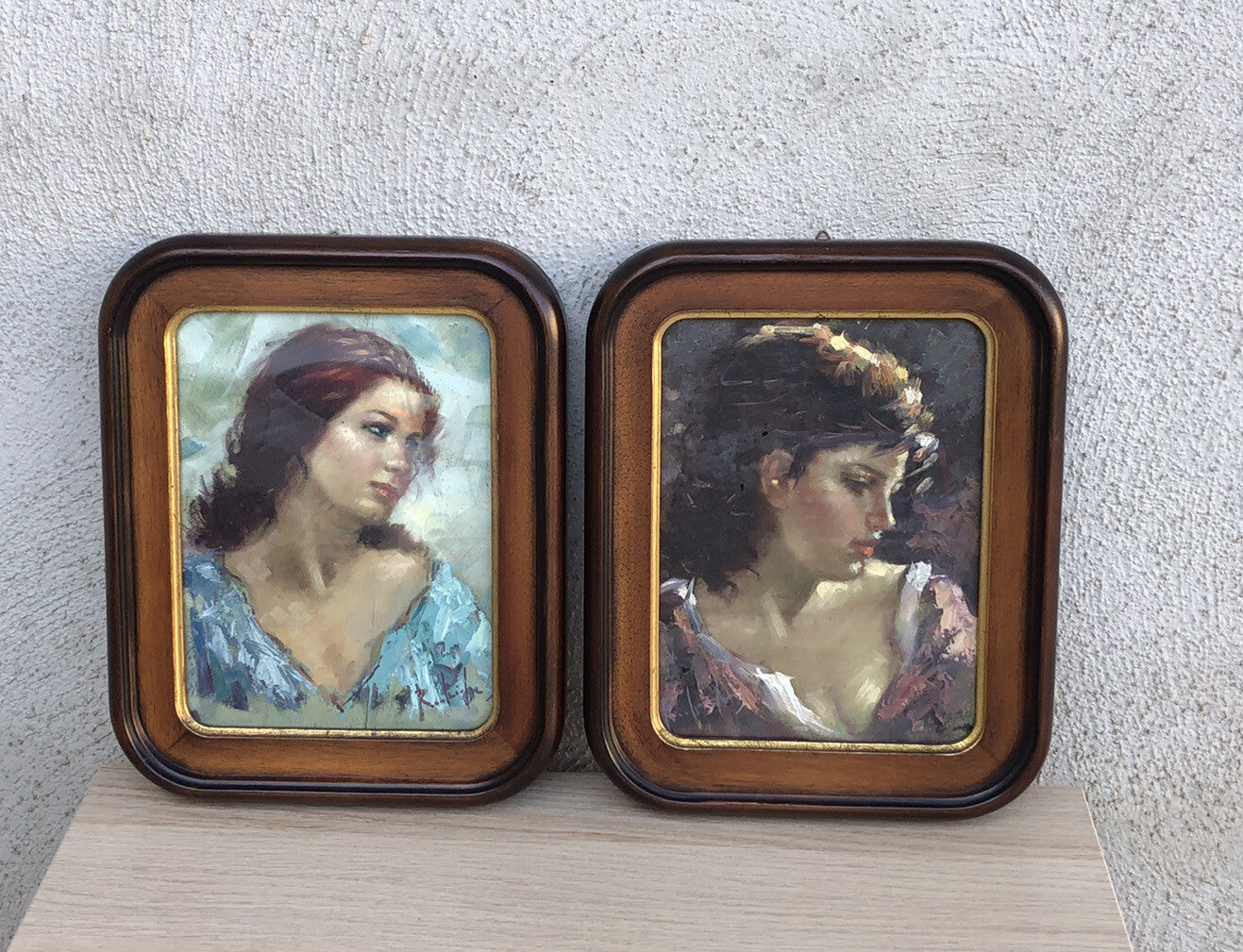 Coppia quadri vintage -Figure Donne- dipinti  a olio su tavola
