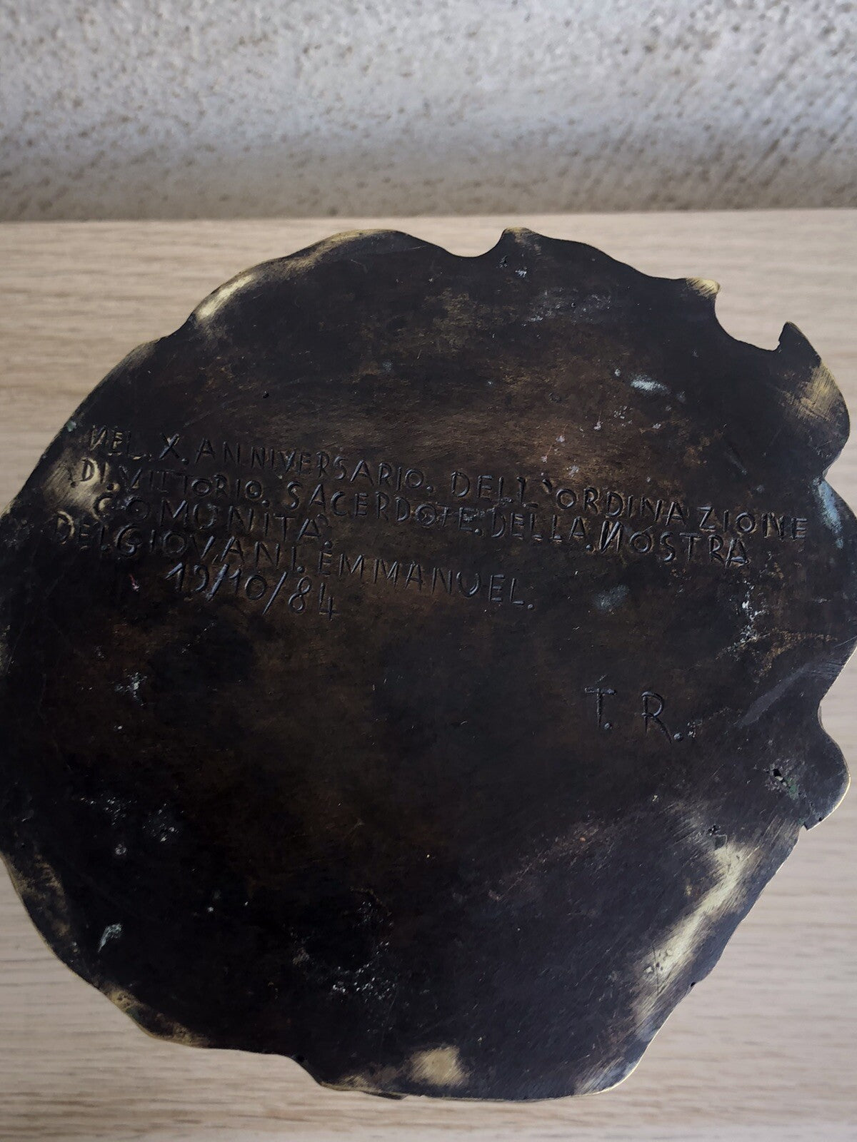 Scultura pisside in bronzo vintage, crocifissione Gesù Cristo