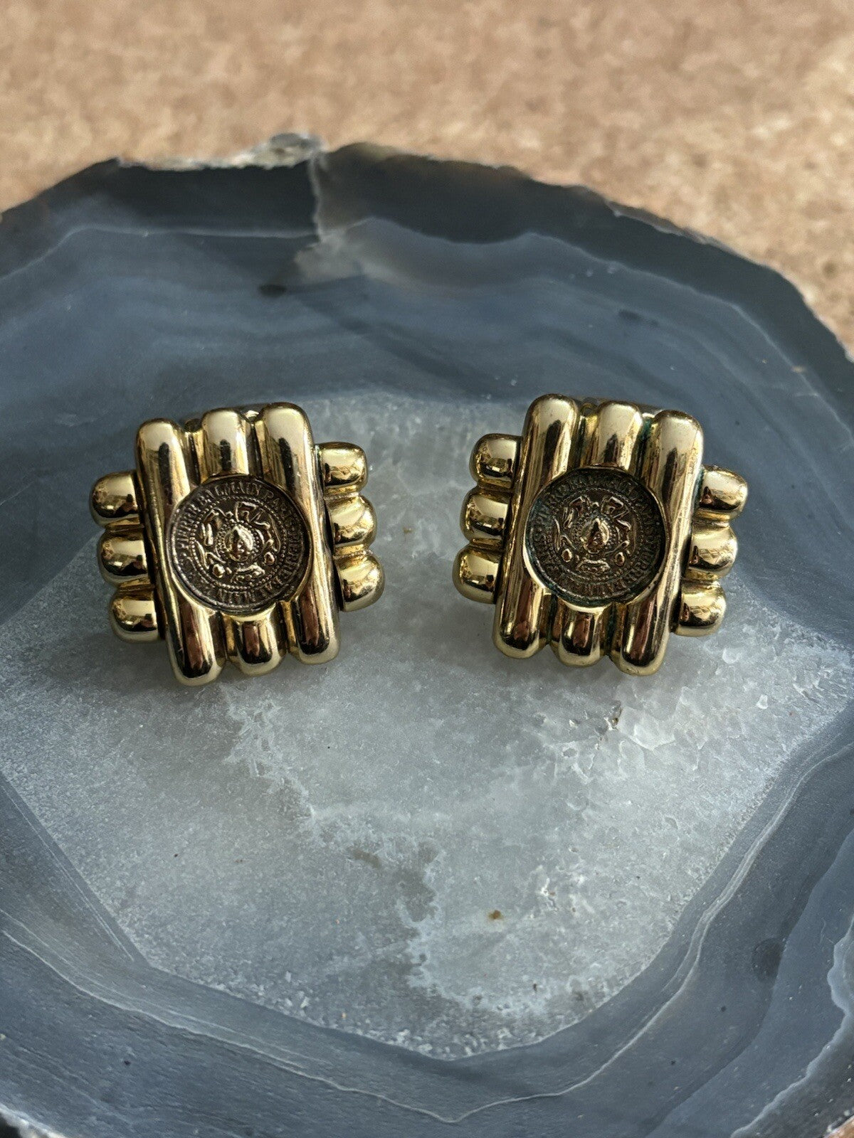 Orecchini A Clip Vintage Pierre Balmain In Ottone