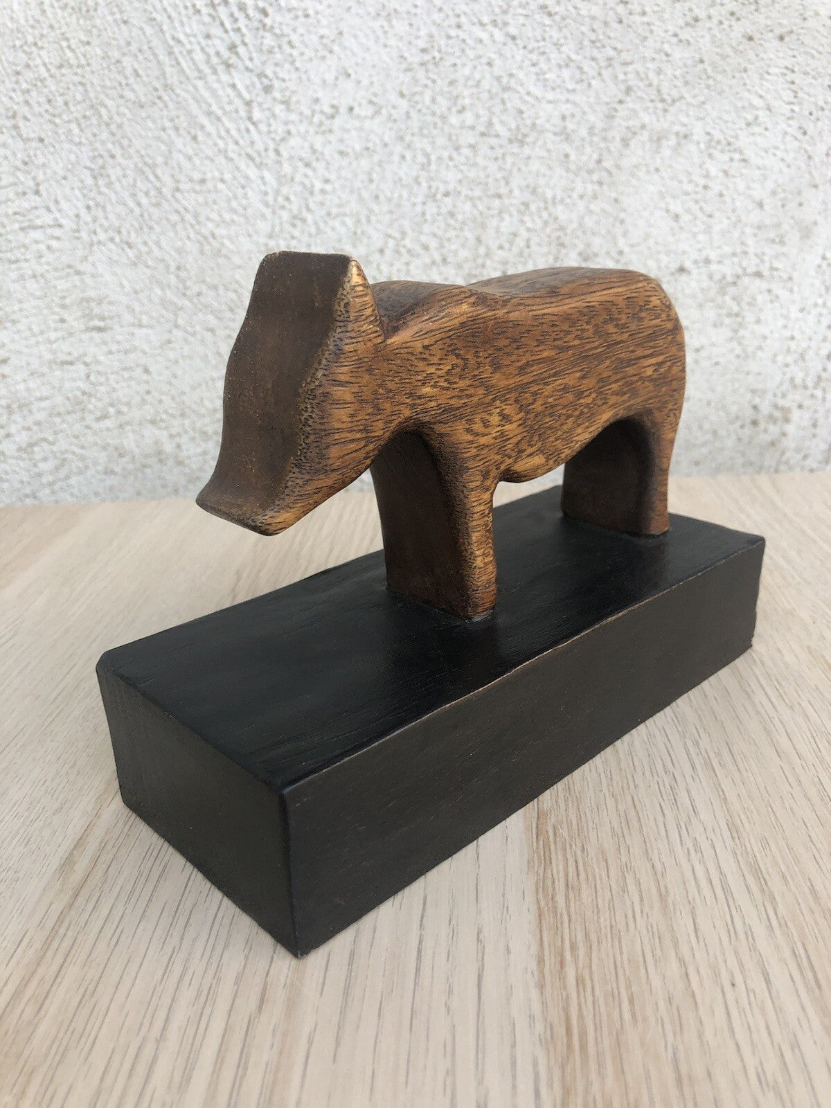 Scultura Vintage Tapiro In Legno