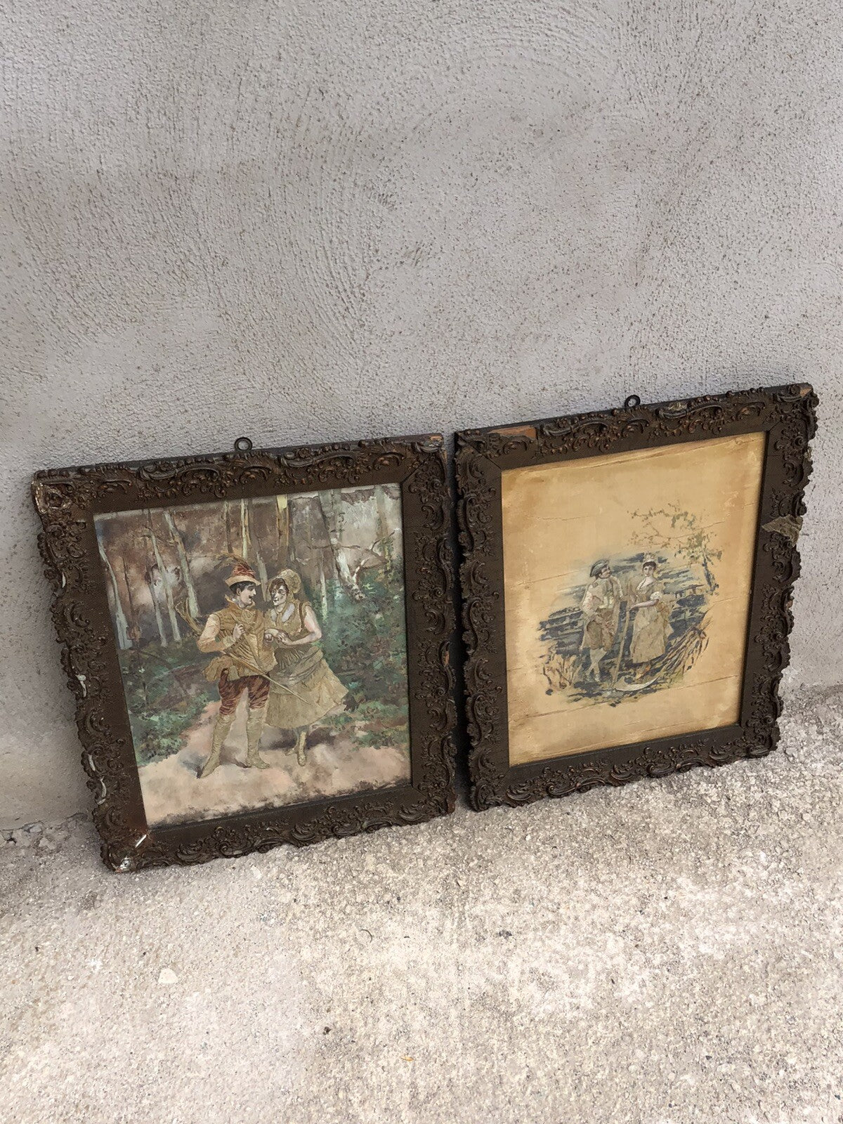 Coppia di quadri antichi ricamati e dipinti su raso in seta e cotone- tec. mista