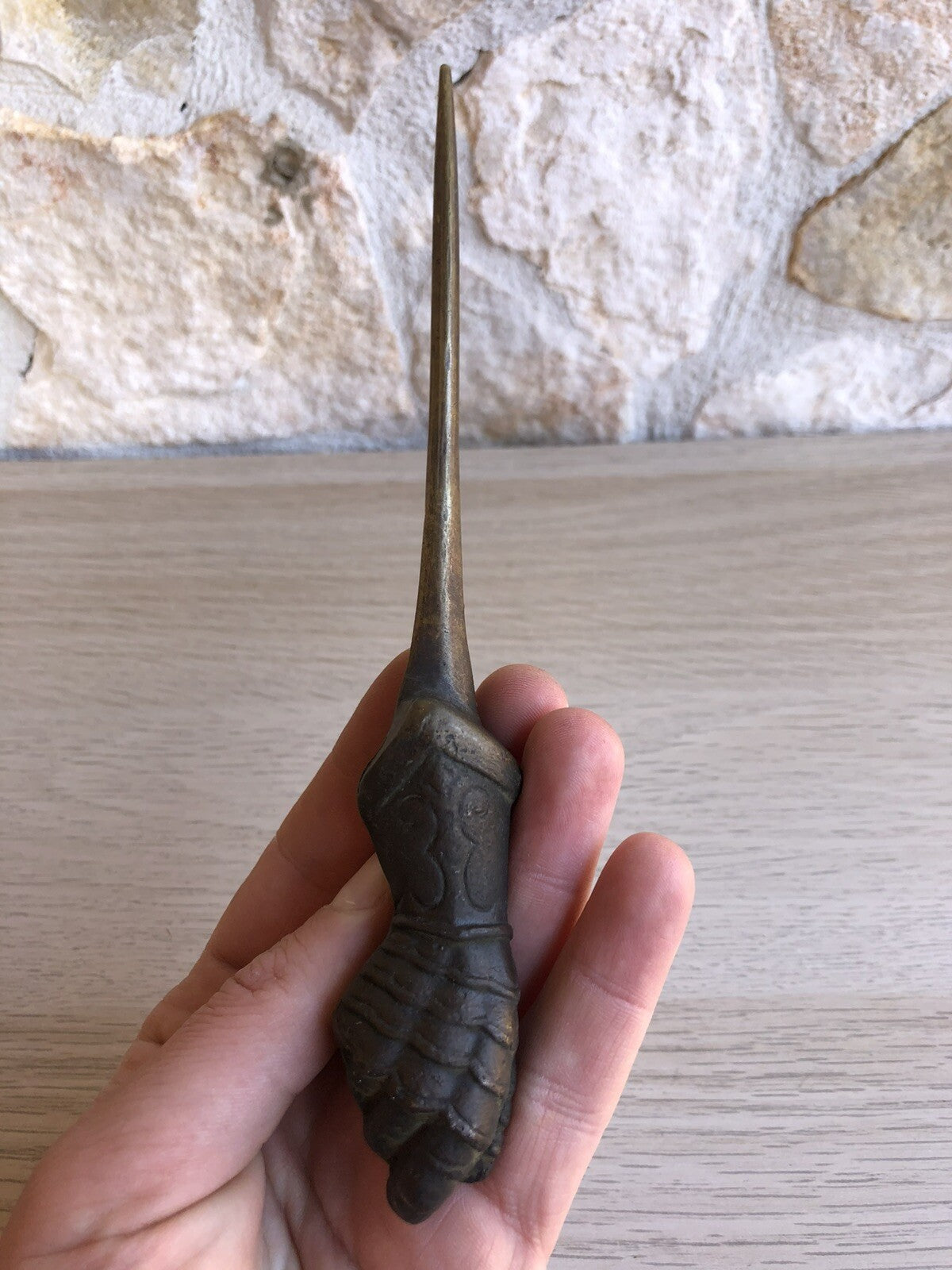 Tagliacarte Scultura Vintage In Bronzo