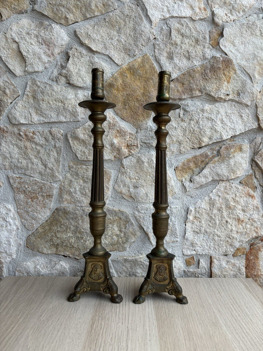 Coppia Di Candelabri Portacandele Vintage In Ottone
