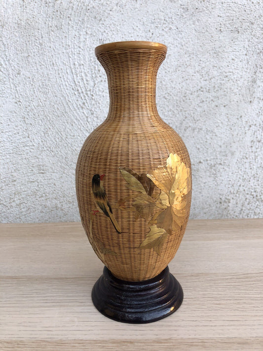 Vaso vintage cinese in vimini