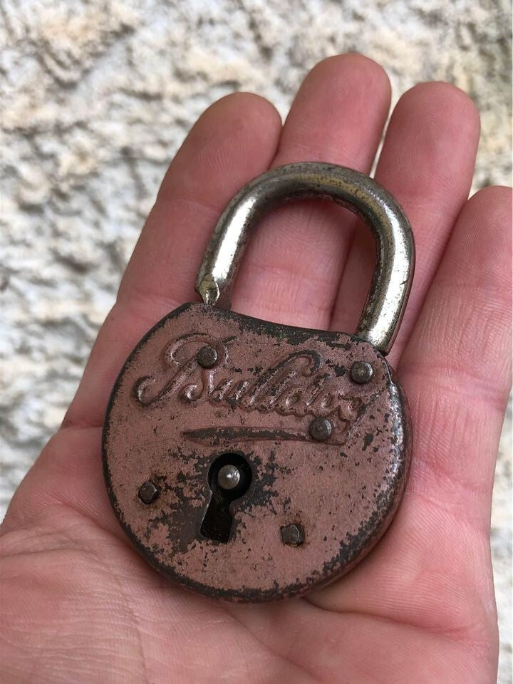 Antichi lucchetti in ferro