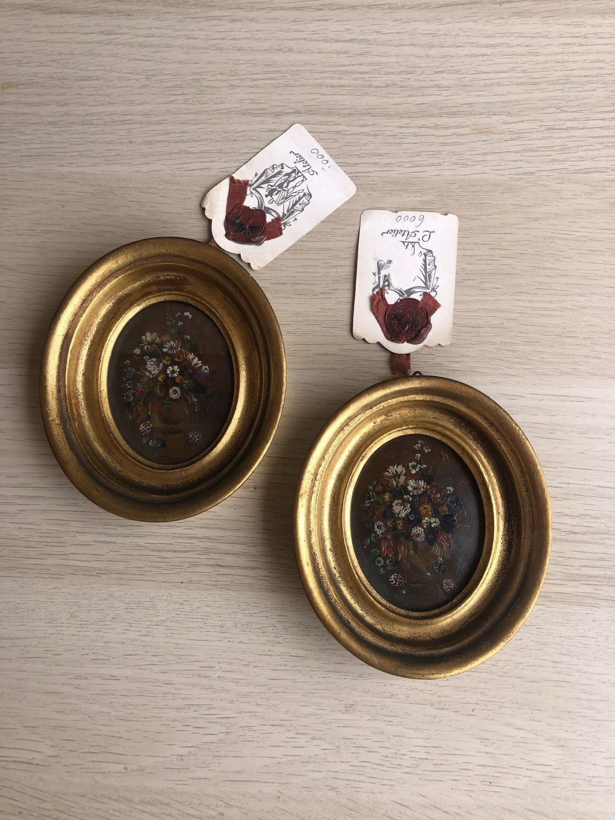 Coppia Di Quadri Vintage Con Fiori Dipinti