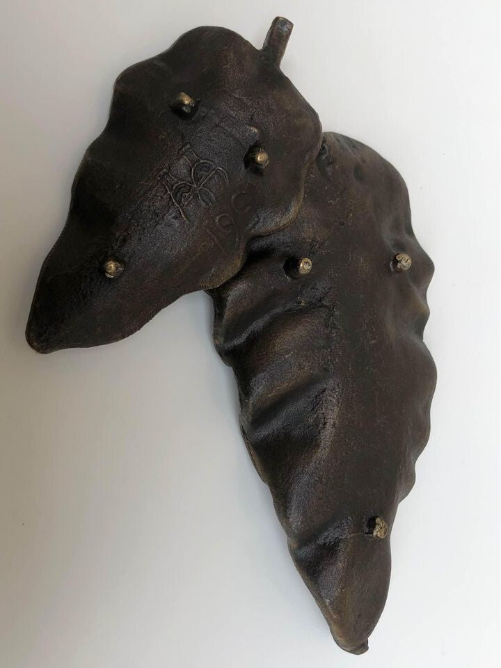 Coppia di fermacarte / svuota tasche vintage- foglia in bronzo