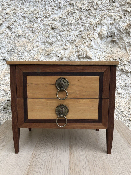 Mobiletto Portagioie Vintage In Legno