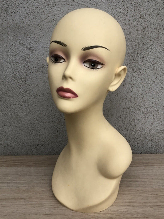 Busto femminile manichino decorativo in plastica anni 70/80