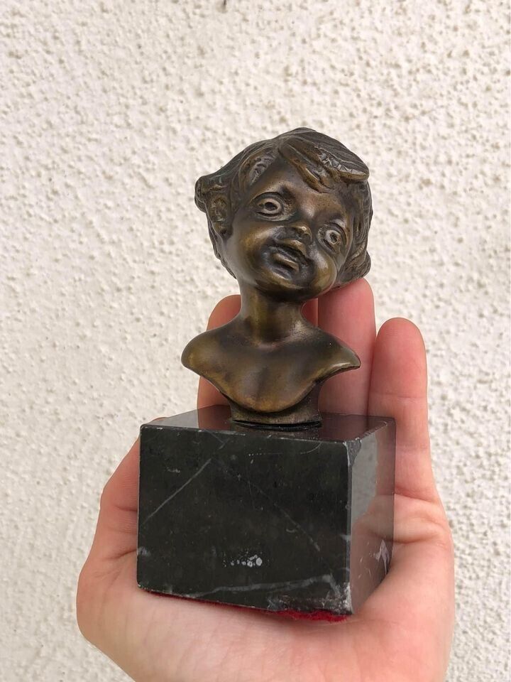 Piccola scultura vintage in bronzo