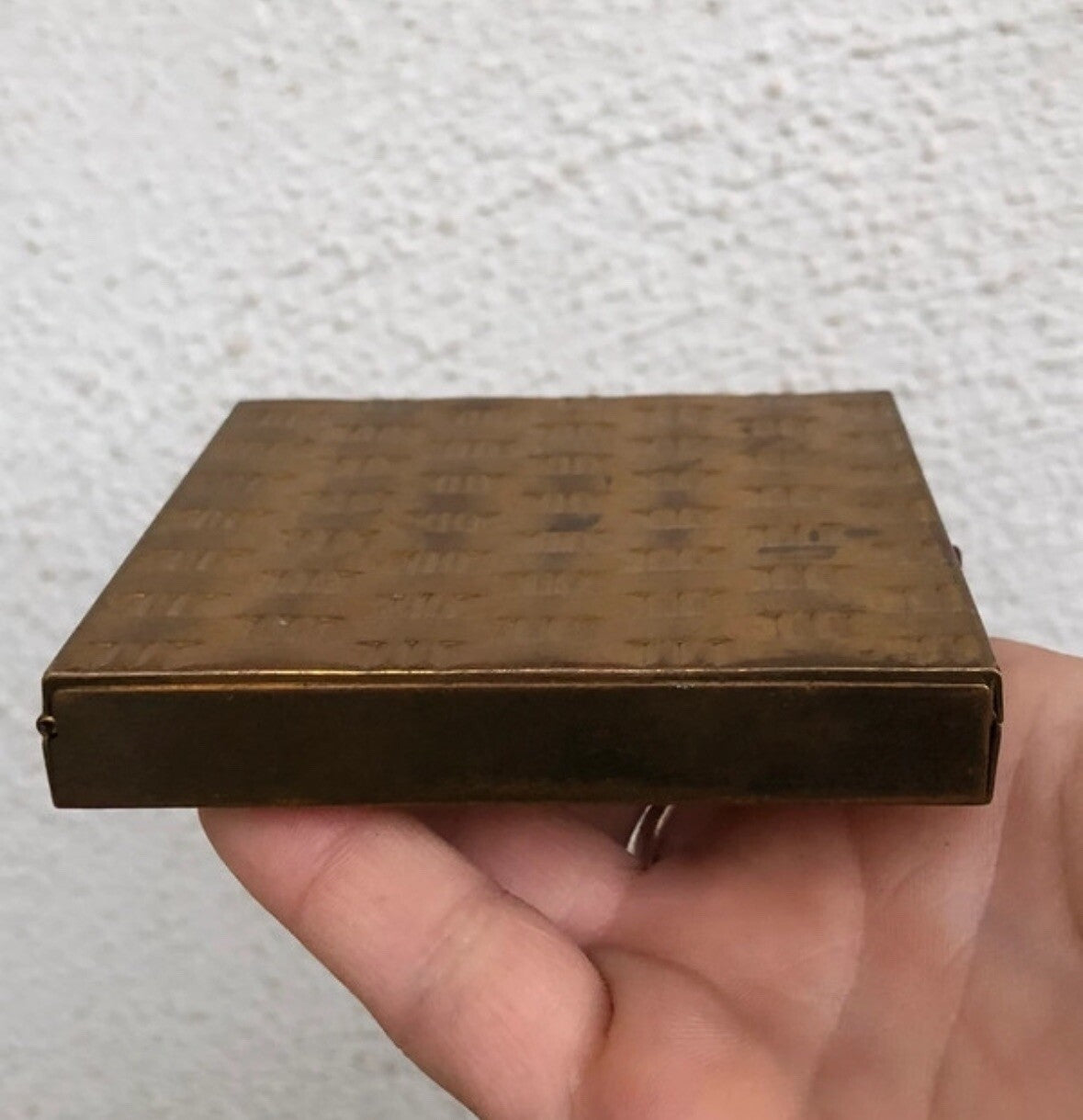 Scatola Portacipria Vintage In Metallo Ottone