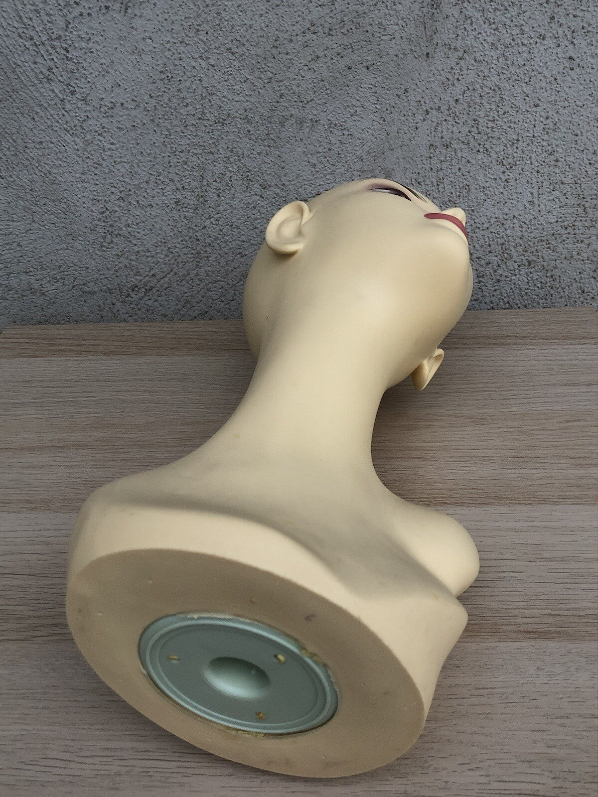 Busto femminile manichino decorativo in plastica anni 70/80