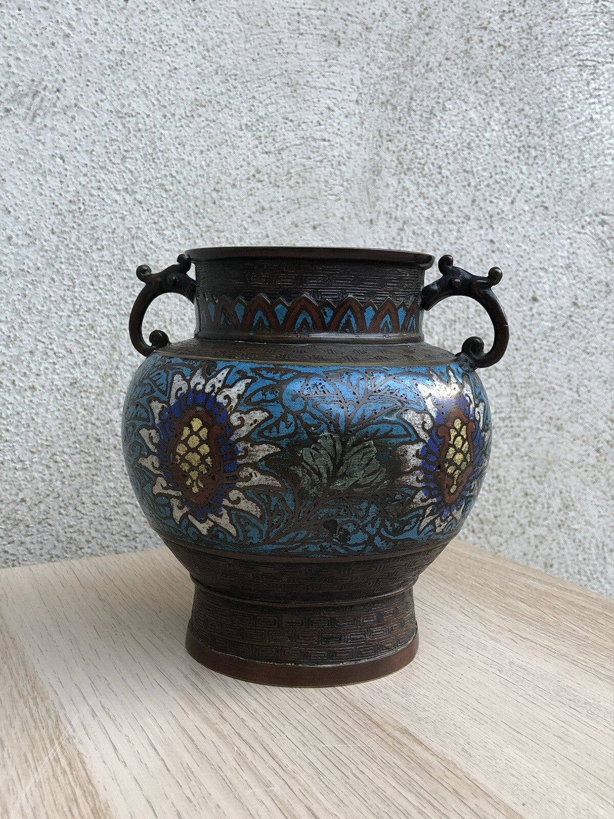 Vaso Vintage Cinese In Bronzo E Cloisonné