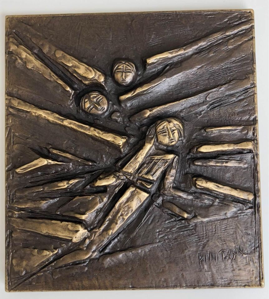 Scultura altorilievo in bronzo- Mario Pinton “Il Volo”