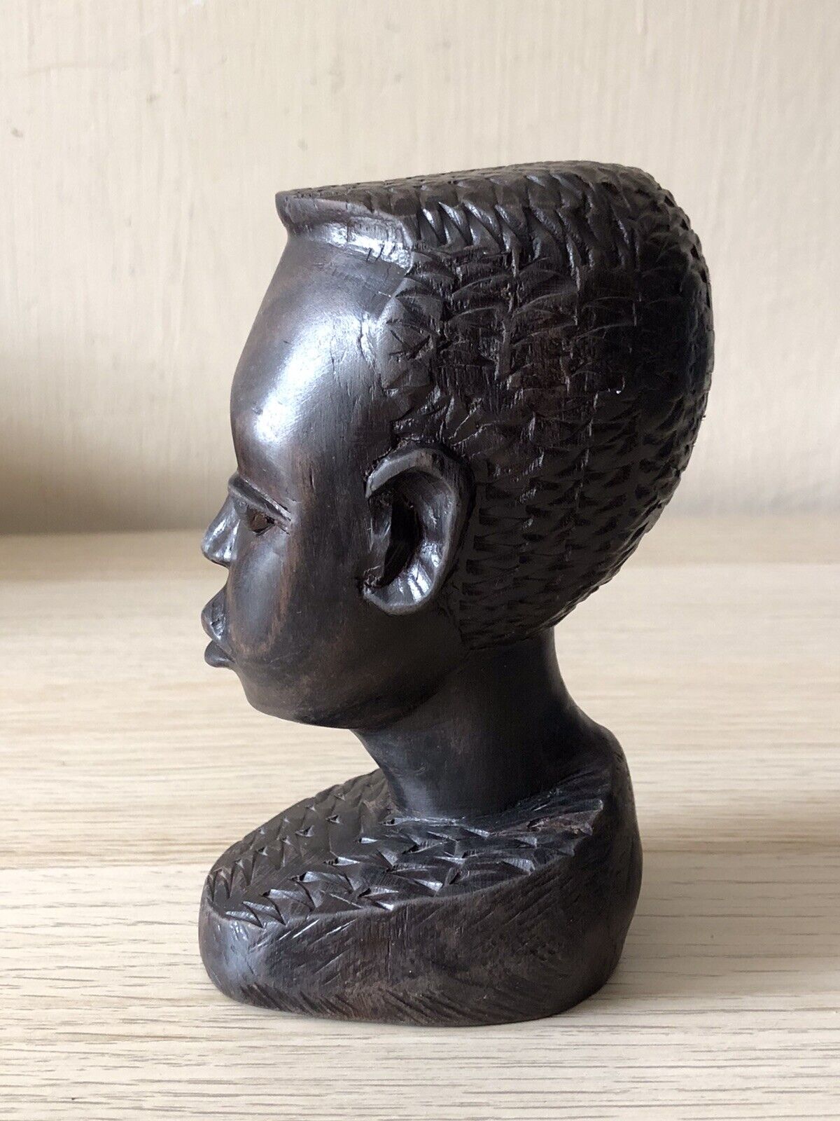 Scultura soprammobile Donna africana vintage in legno ebano