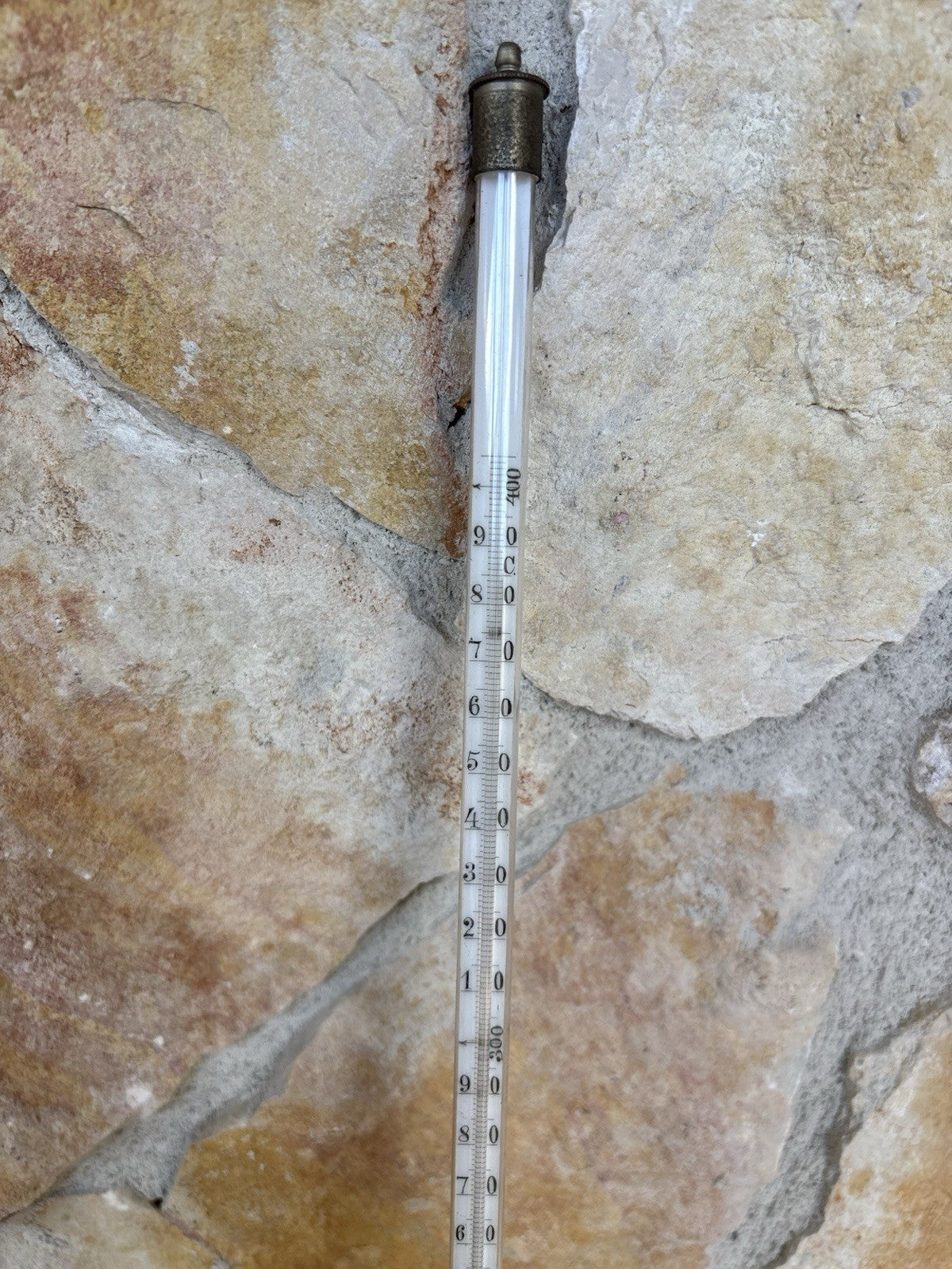 Coppia Di Antichi Termometri Con Custodia