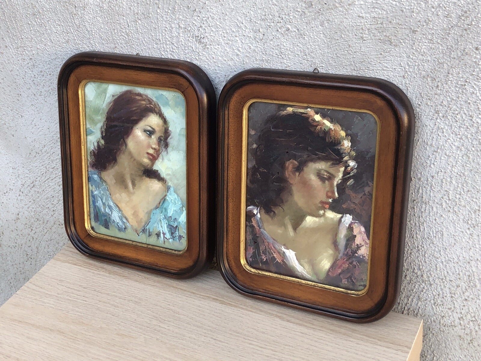 Coppia quadri vintage -Figure Donne- dipinti  a olio su tavola