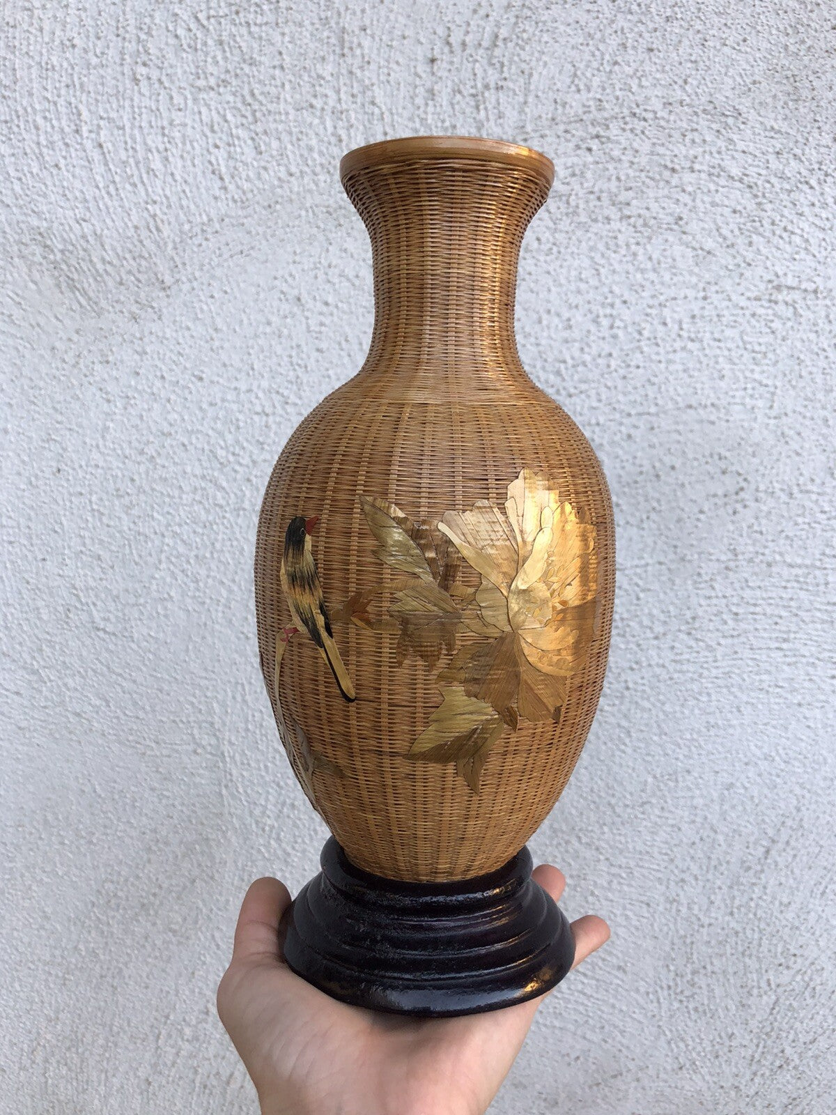 Vaso vintage cinese in vimini