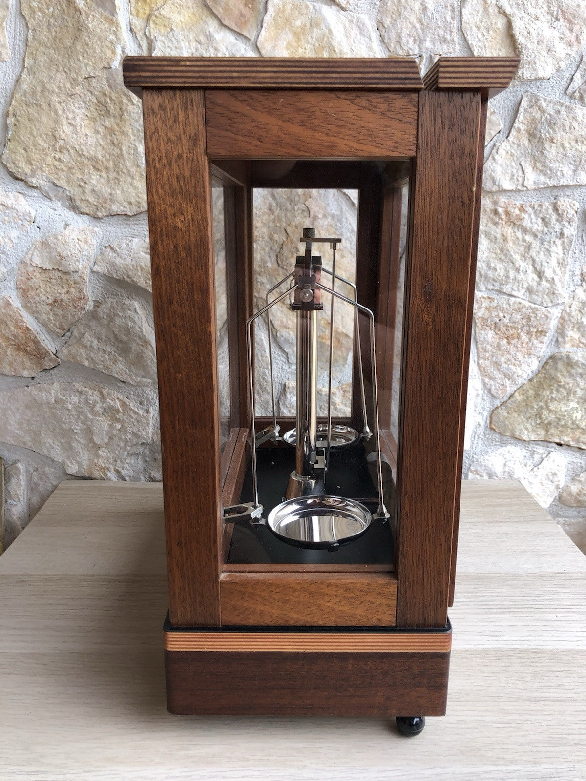 Bilancia Vintage In Teca Di Legno