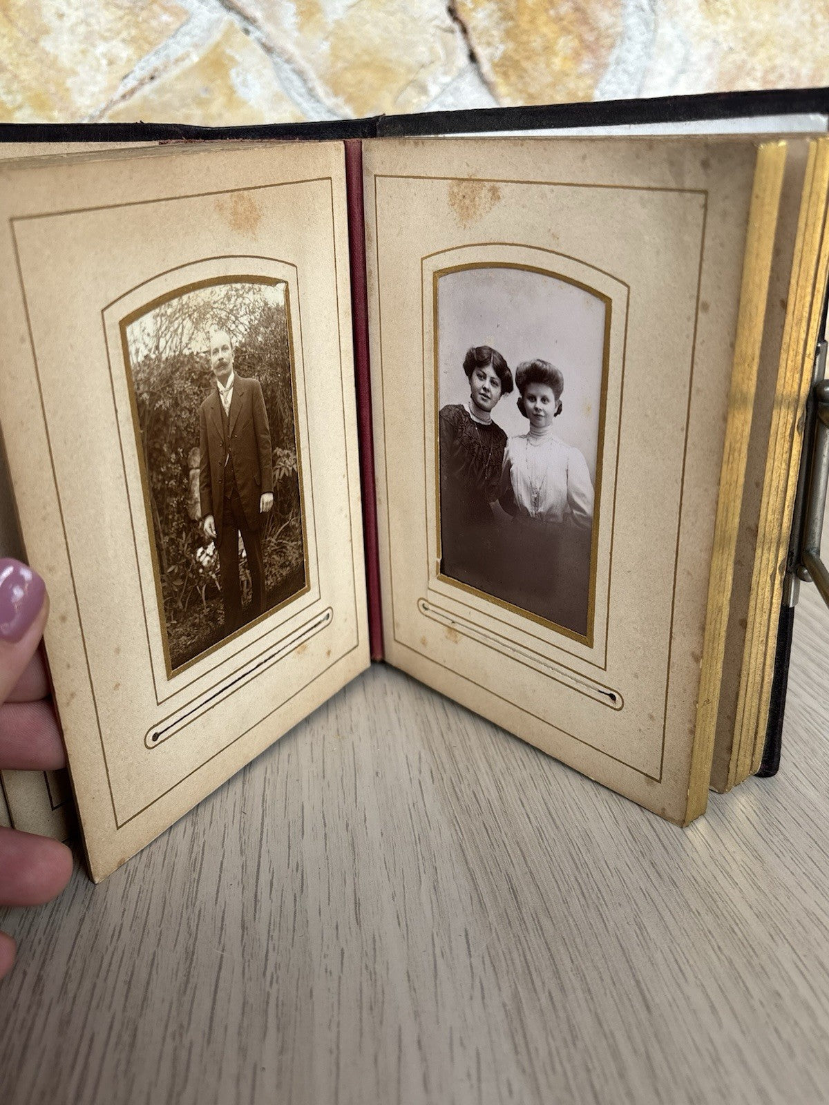 Album Con Foto D’epoca Stile Vittoriano