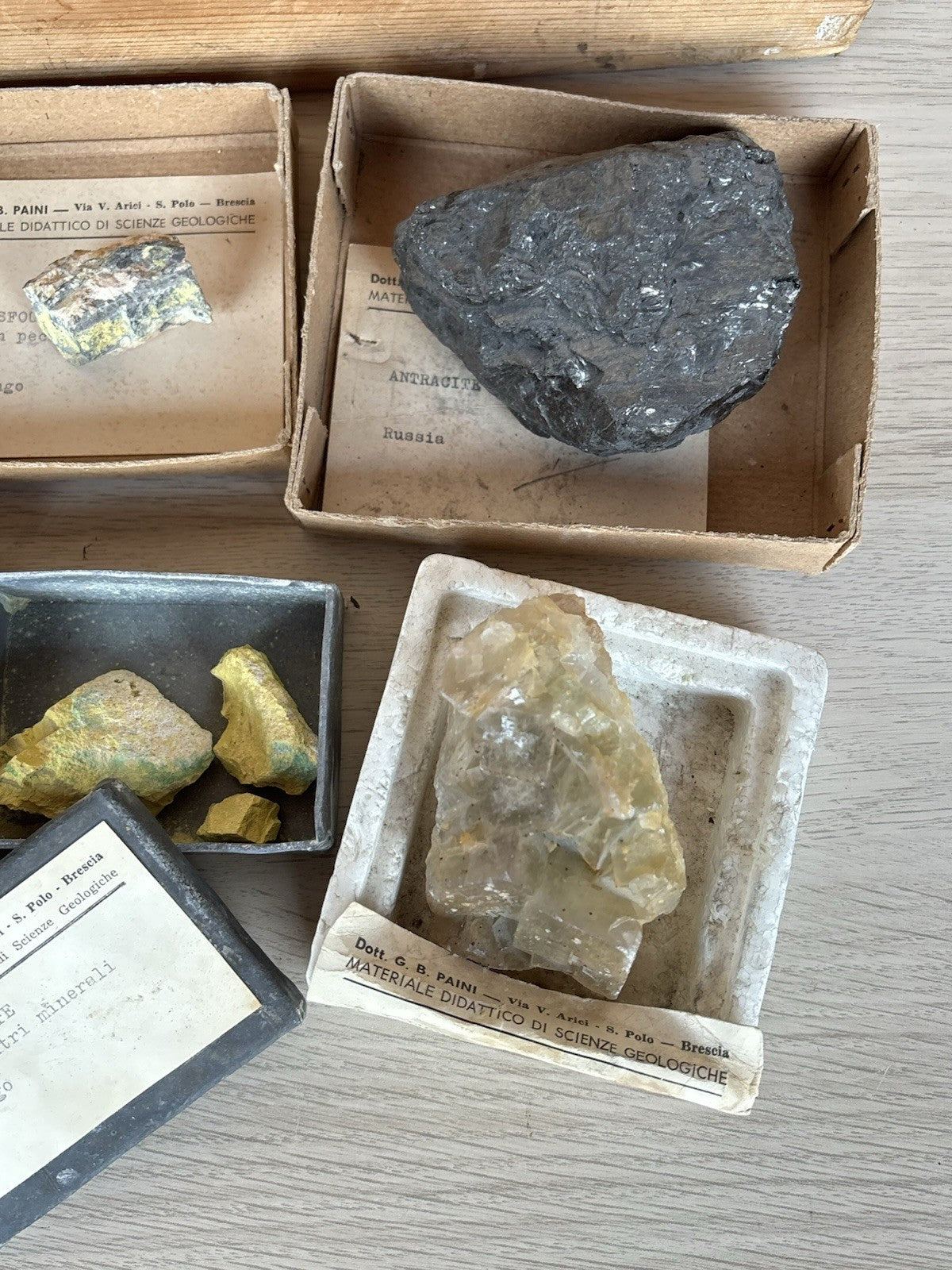 Rocce E Minerali Vintage Con Scatola In Legno Carlo Erba