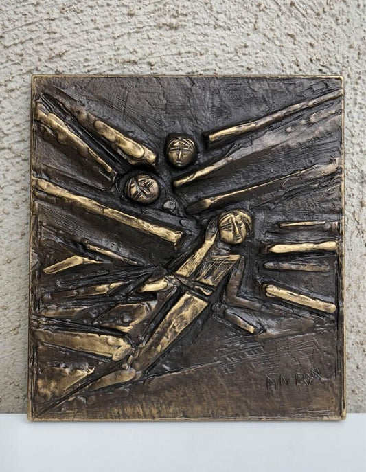 Scultura altorilievo in bronzo- Mario Pinton “Il Volo”
