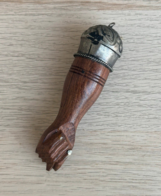 Decorazione Vintage In Legno E Metallo Argentato