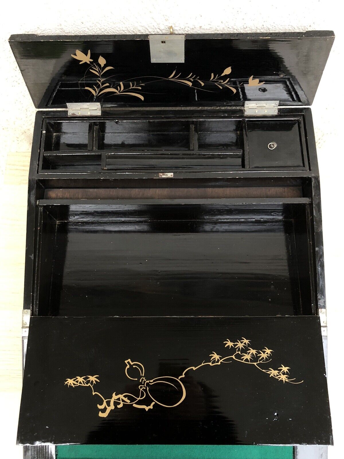 Scrittoio Cinese In Legno Laccato Vintage